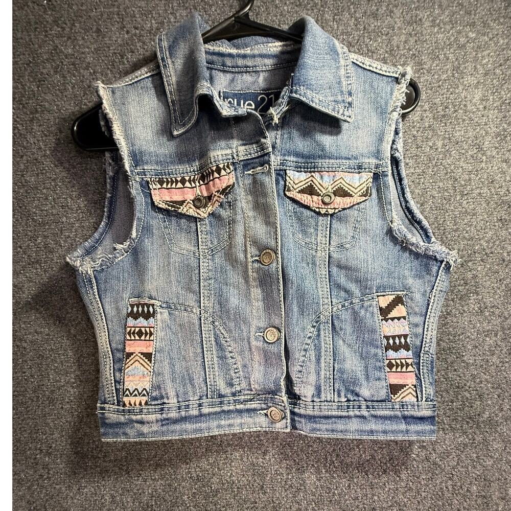 Rue21 Women's Blue Distressed Denim Vest Aztec Geometric Tribal Accent Size S